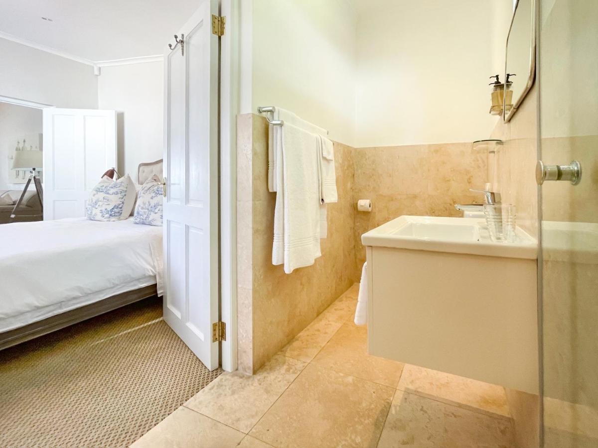 Petit Ermitage Bed and Breakfast Franschhoek Exteriör bild